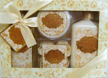 Set Butterfly vanilie si mosc alb